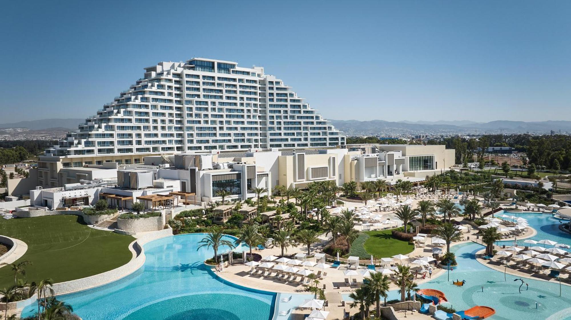 City Of Dreams Mediterranean - Integrated Resort, Casino & Entertainment Limassol Exterior foto The Atlantis Resort