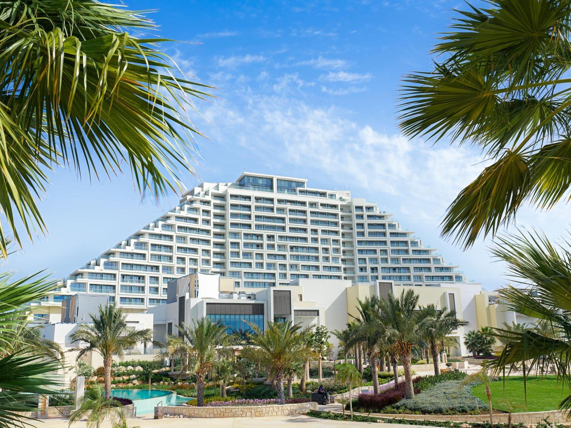 City Of Dreams Mediterranean - Integrated Resort, Casino & Entertainment Limassol Exterior foto The St Regis Al Habtoor Palace